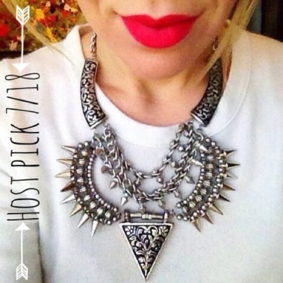 Karis' Kloset Jewelry - Jewelry | Tribal Chic Necklace